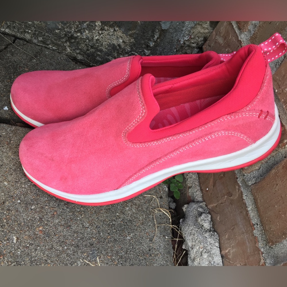 Women Land’s End Slimfit Slip Ons Size 8.5